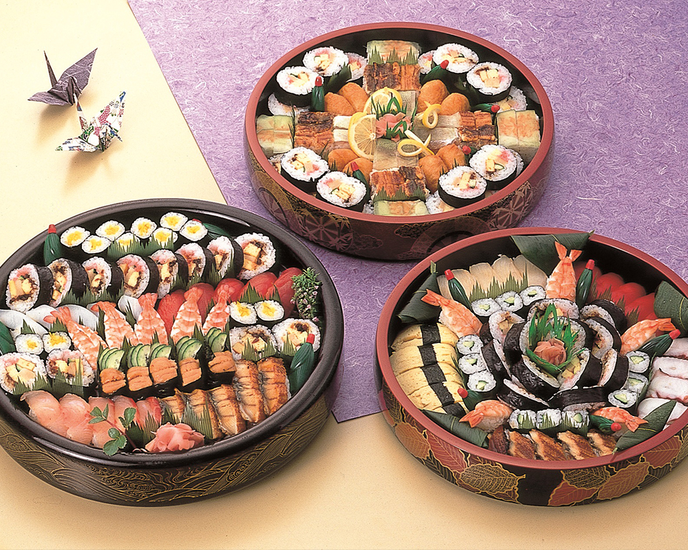 寿司仕出し料理の紹介 寿司盛り、天ぷらなどのオードブルをお届け